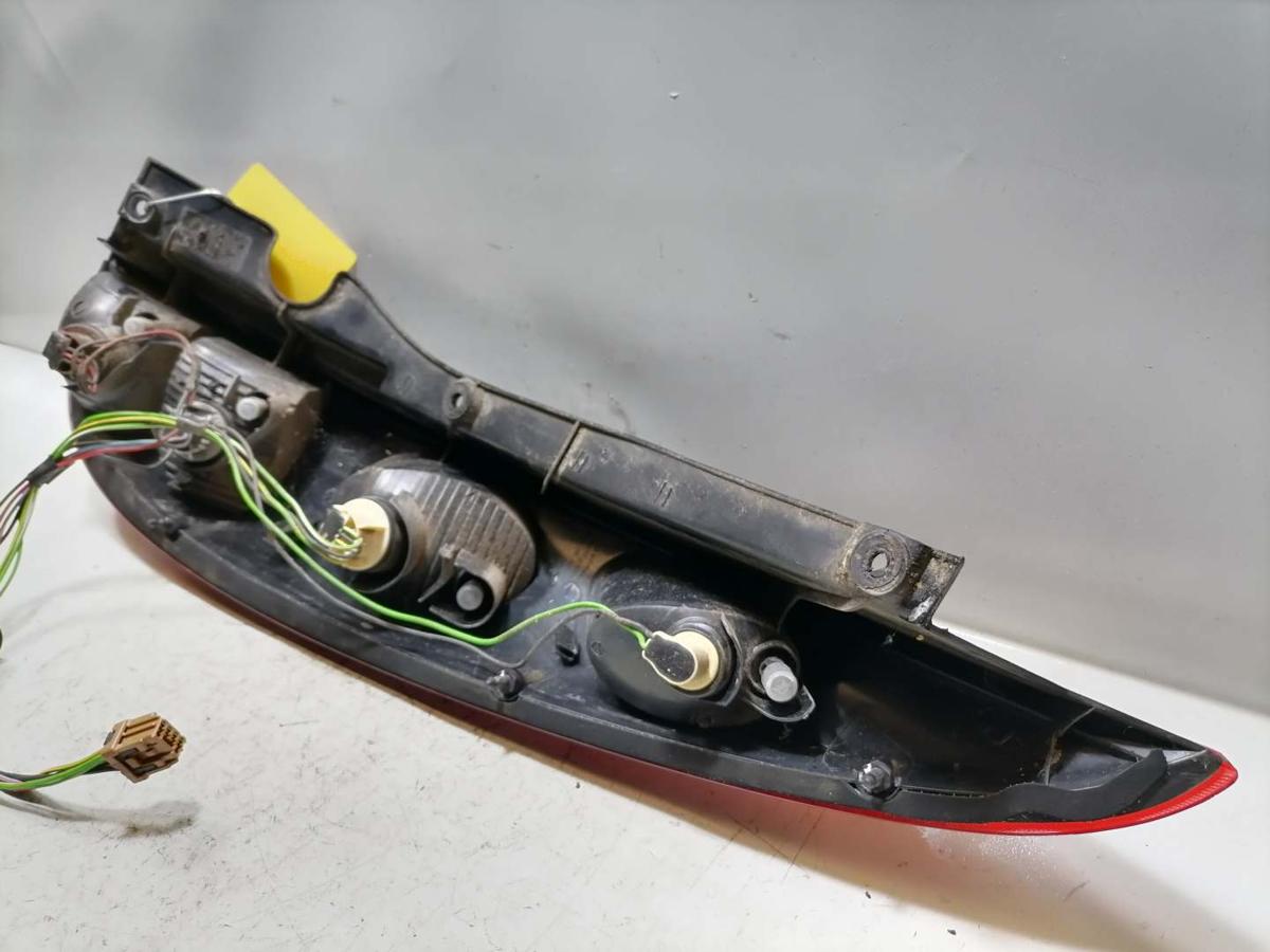 Nissan Almera Tino original R&uuml;cklicht R&uuml;ckleuchte Schlussleuchte links Bj.2003